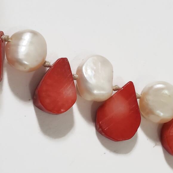 Freshwater Pearl & Teardrop Shaped Red Coral Bead Sterling Silver Necklace 20" - Picture 5 of 9